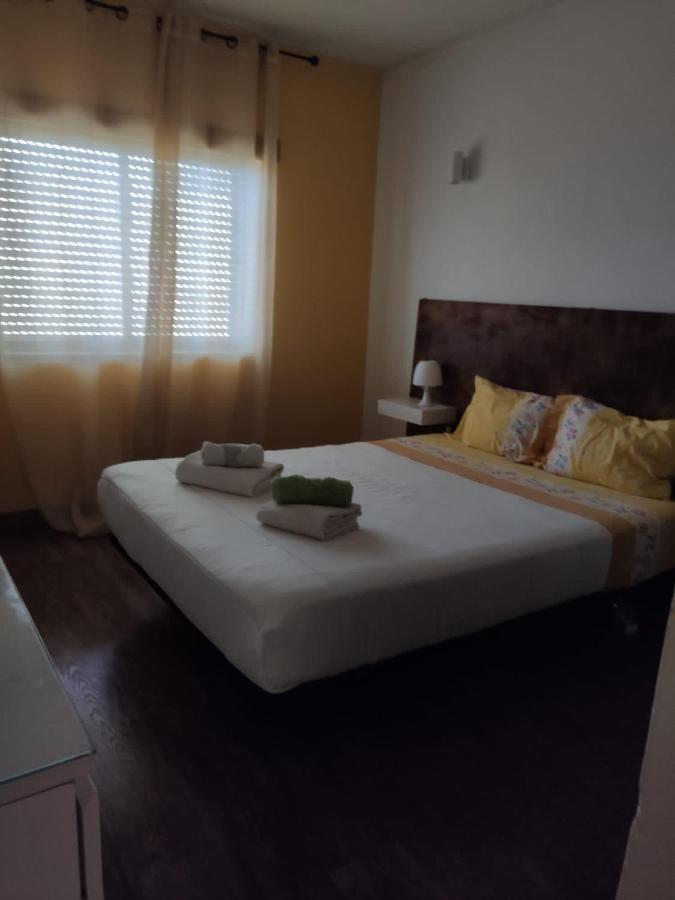 Armacao De Pera Apartment Luaran gambar
